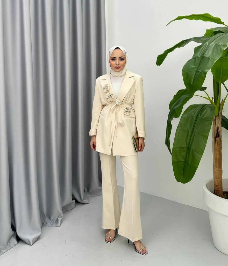 Elegant Floral Belted Pantsuit