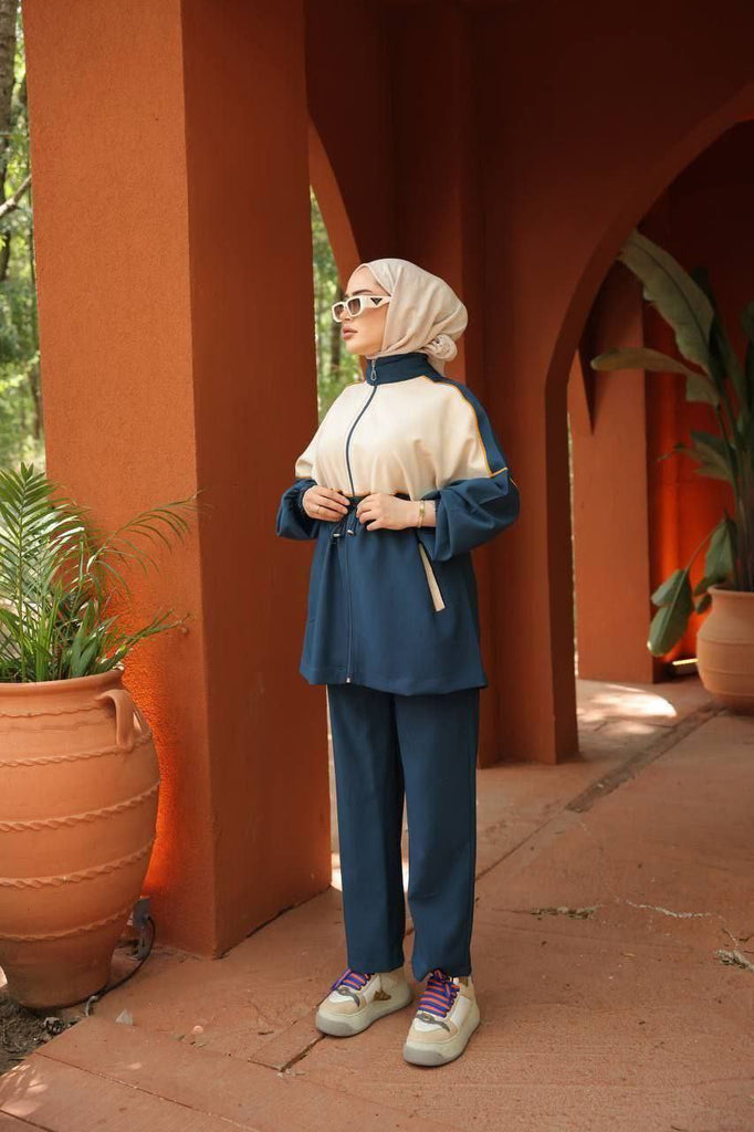 Modest Sporty Zip-Up Two-Piece Set